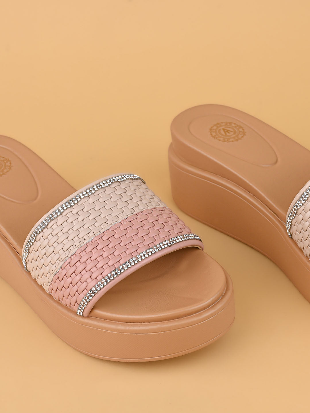1027-BEIGE