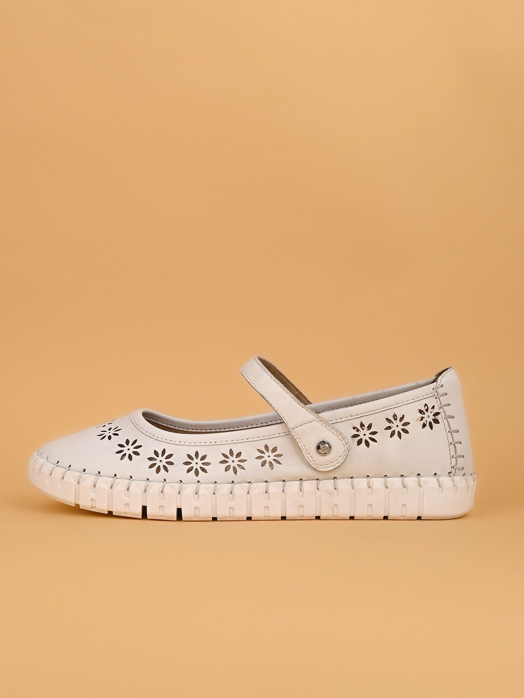 1028-WHITE