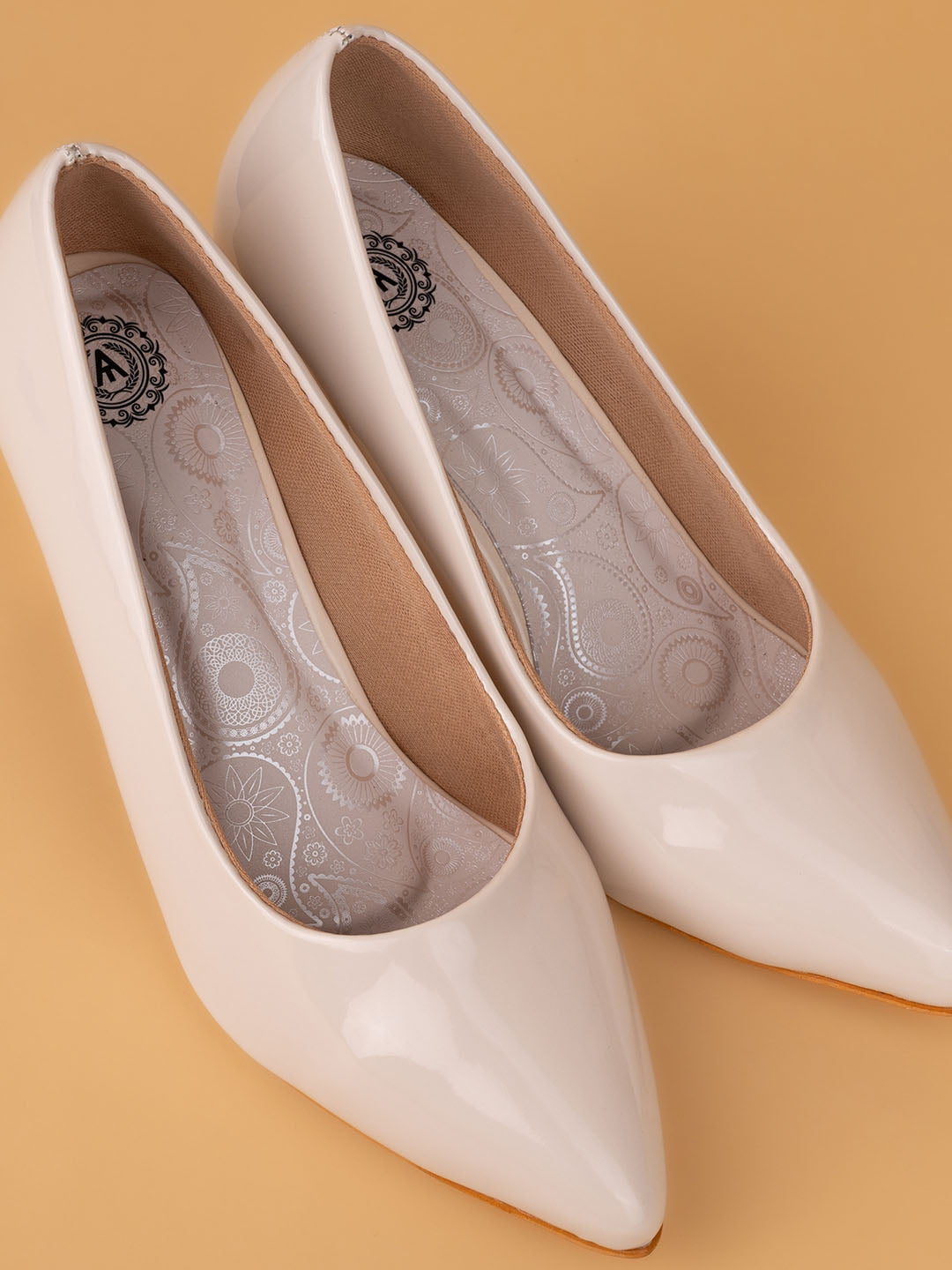 1079-BEIGE