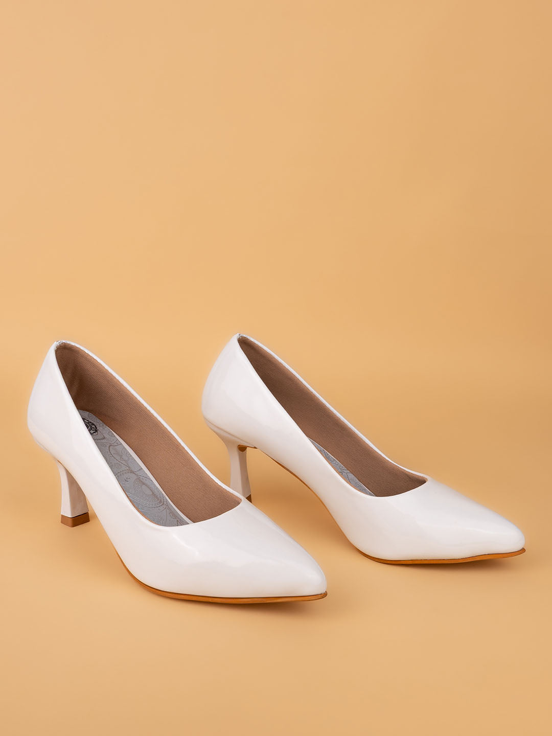1079-WHITE