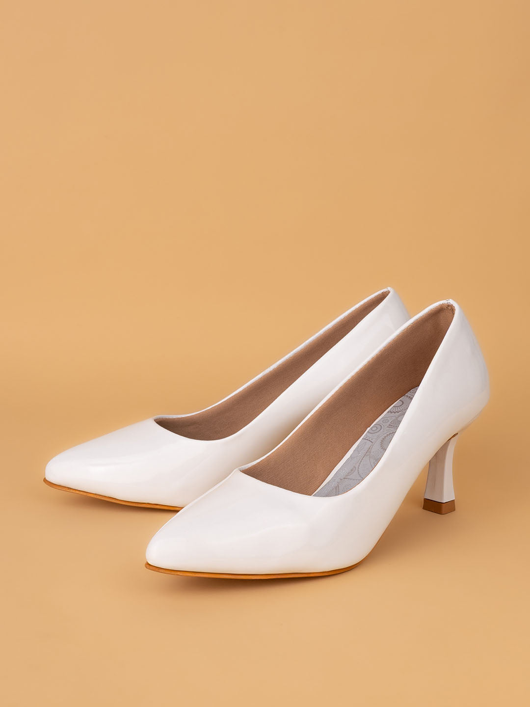 1079-WHITE