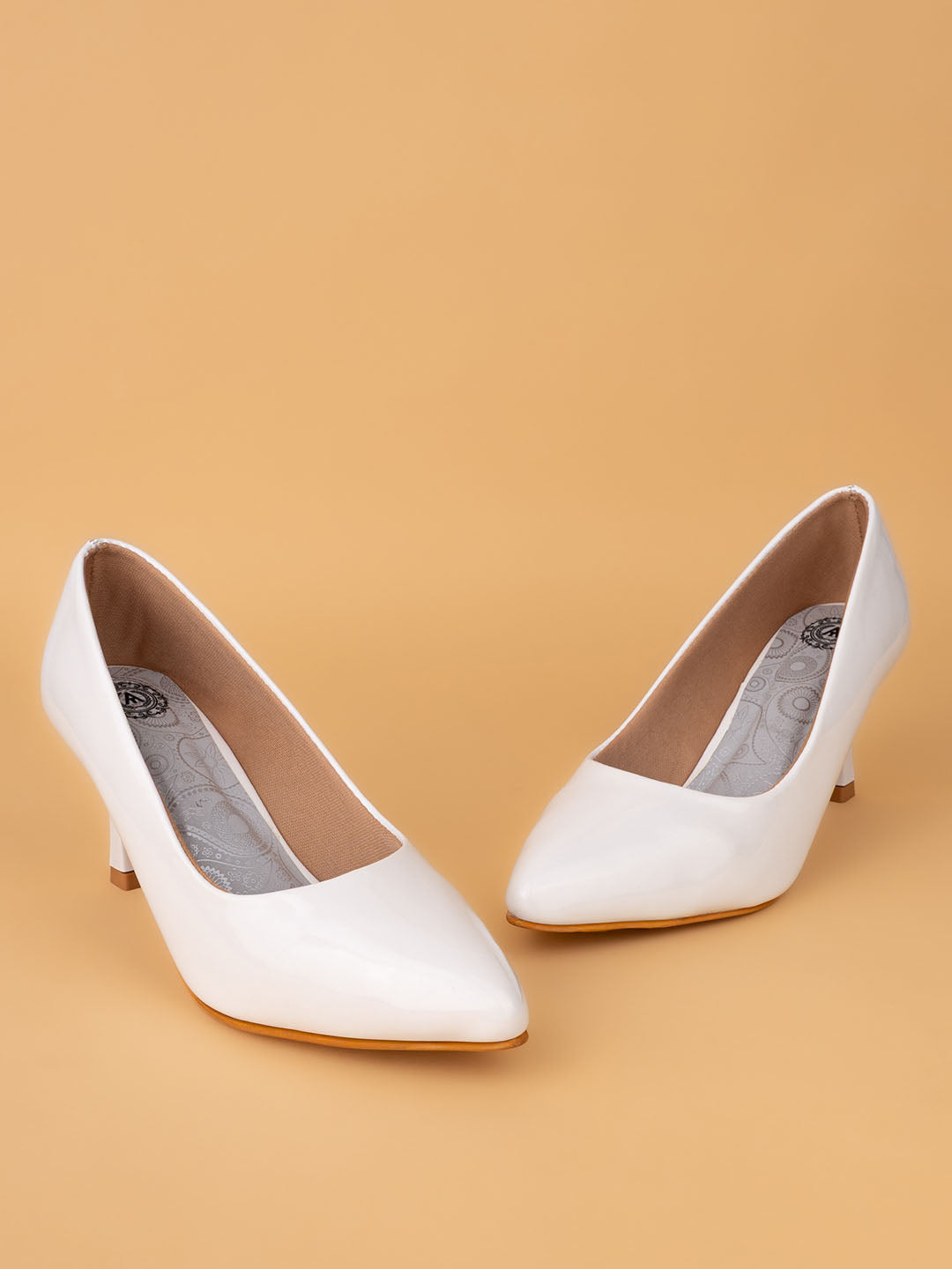 1079-WHITE