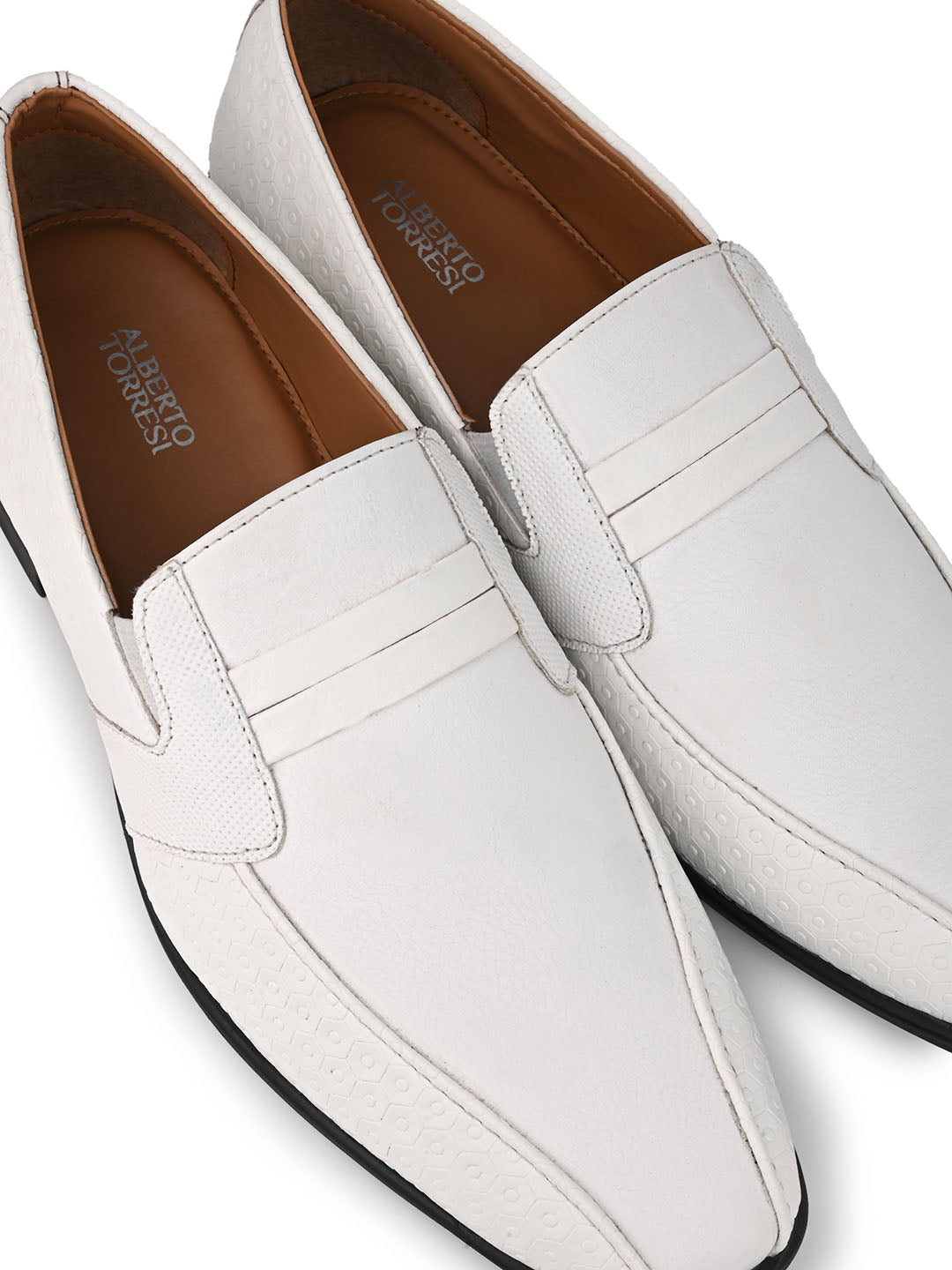 66800-WHITE