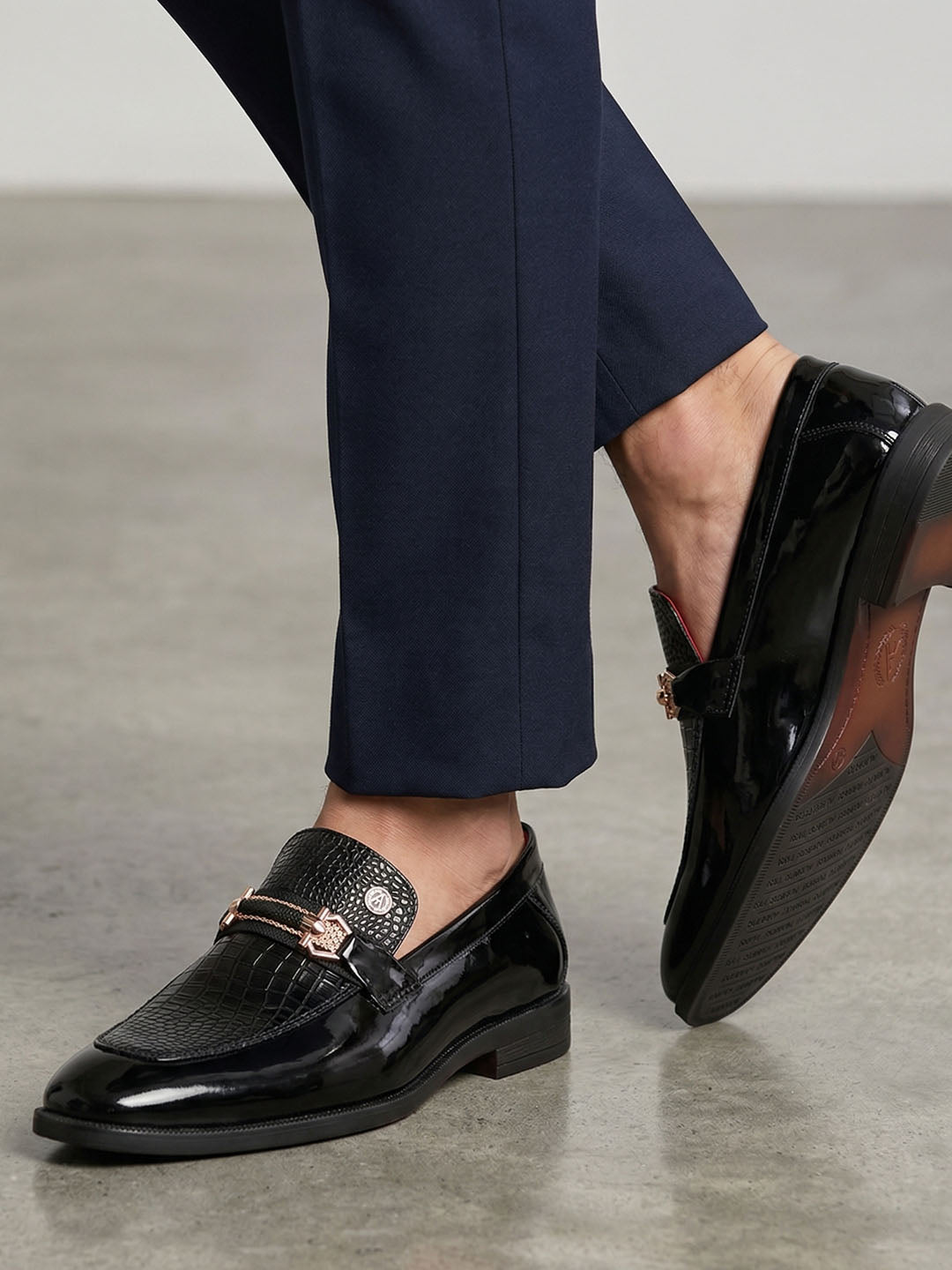 88695-PAT-BLACK