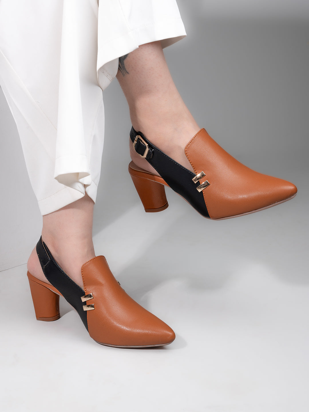 Alberto Torresi Women’s Tan & Black Slingback Block Heels