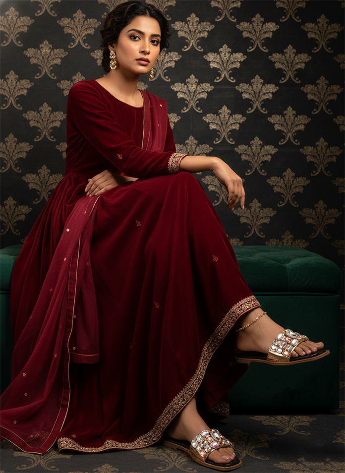 Empress Crystal-Embellished Rose Gold Paisley Slides