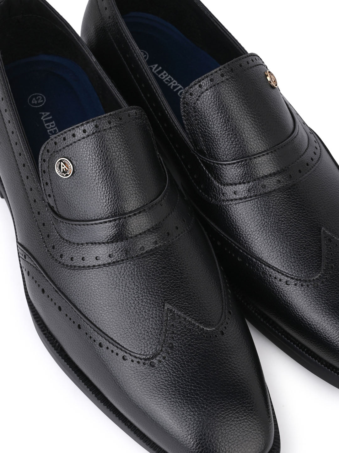 10-88605-BLACK