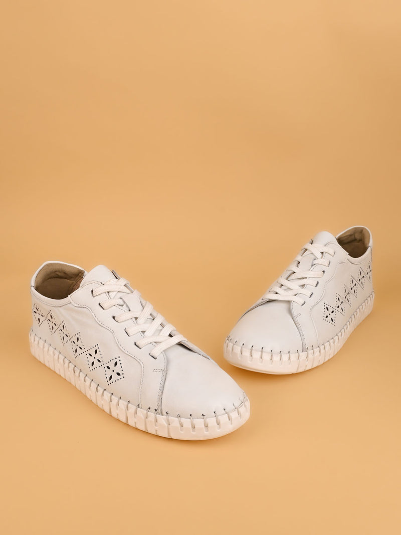 1101-WHITE