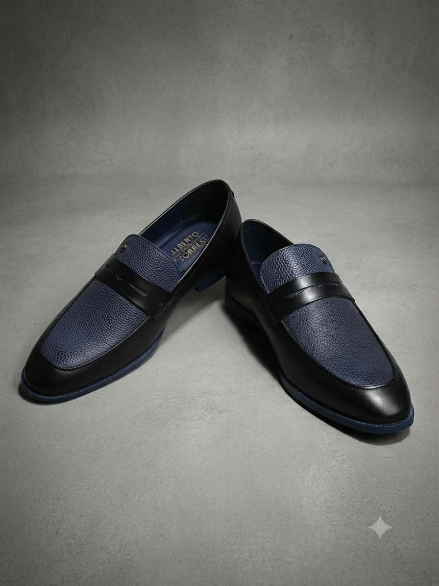 Men Black &amp; Navy Textured Leather Slip-On Penny Loafers with TPR Sole
