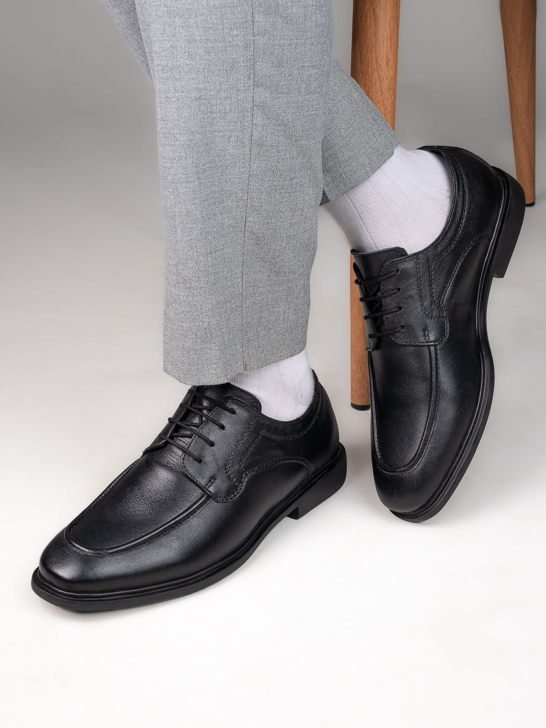66700-BLACK