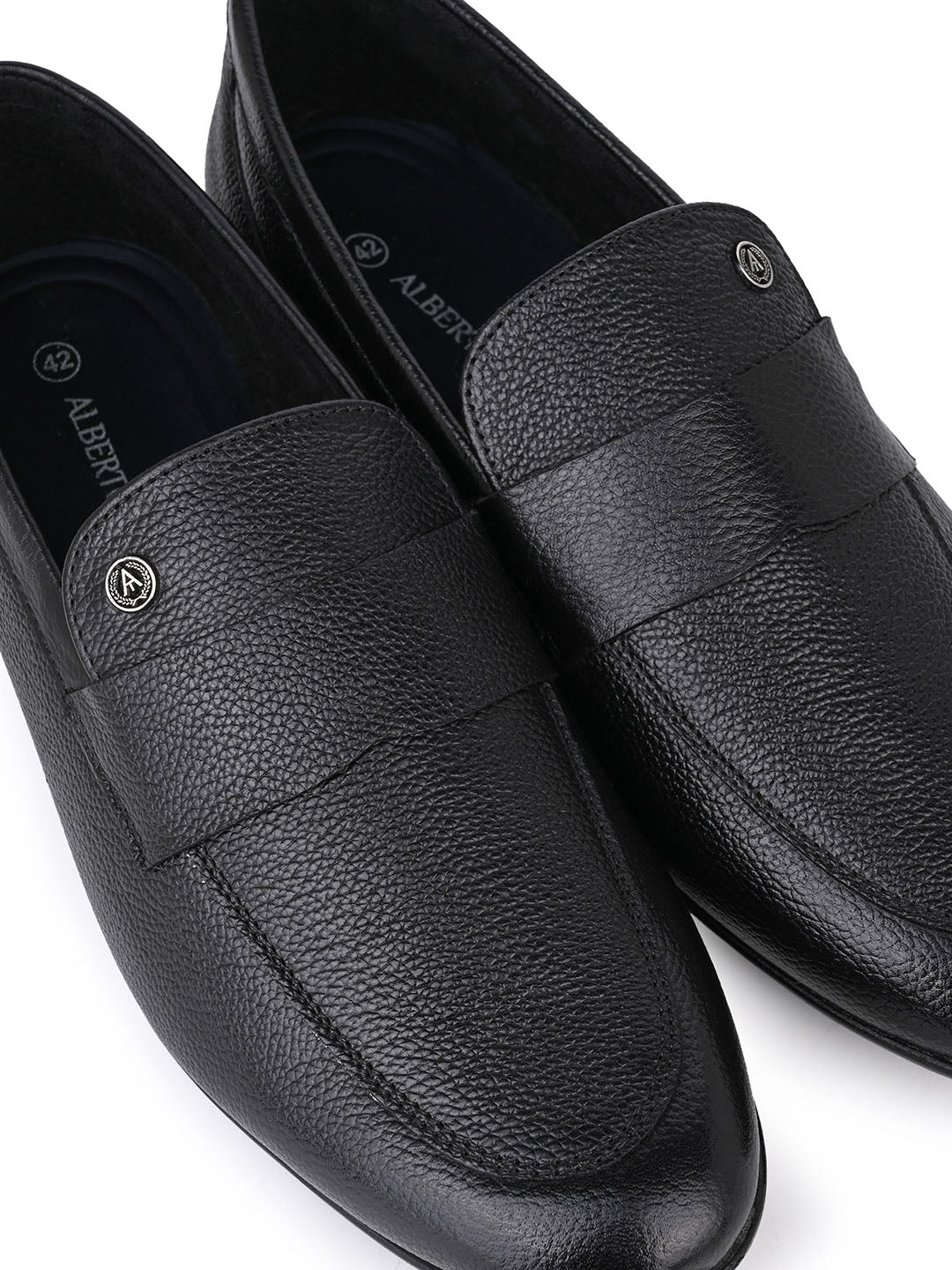 66712-BLACK