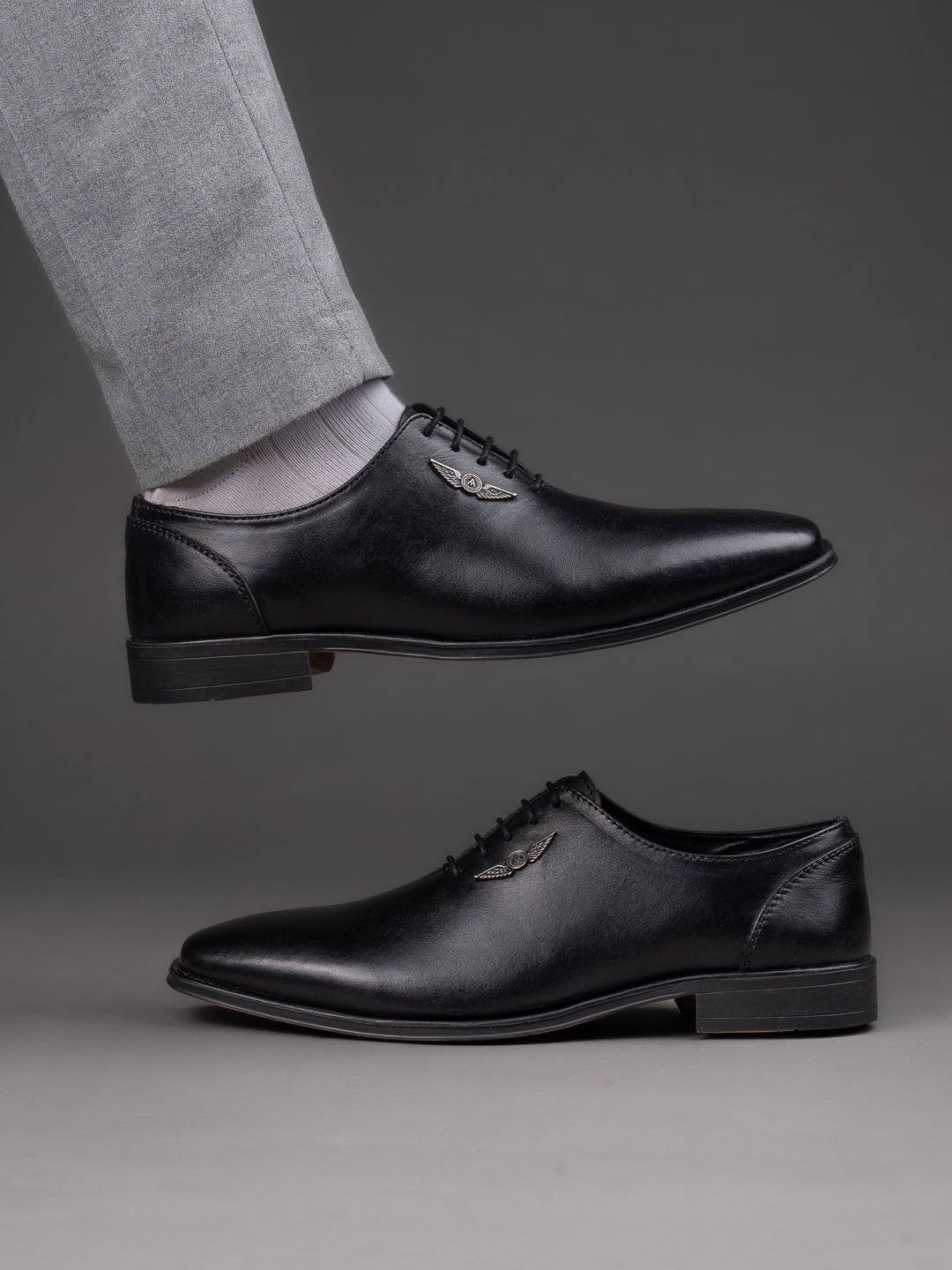 Black Leather Lace Up Shoes For Men With Sneaker Footpad