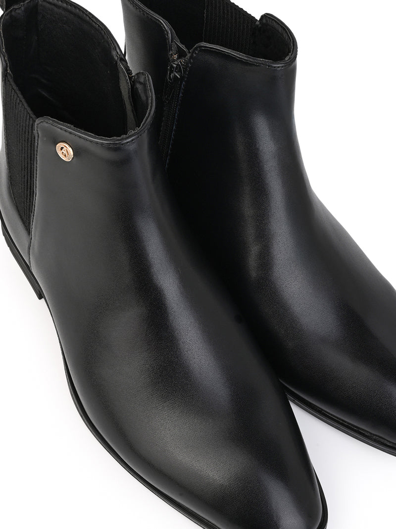 Falco Black Leather Chelsea Boots for Men