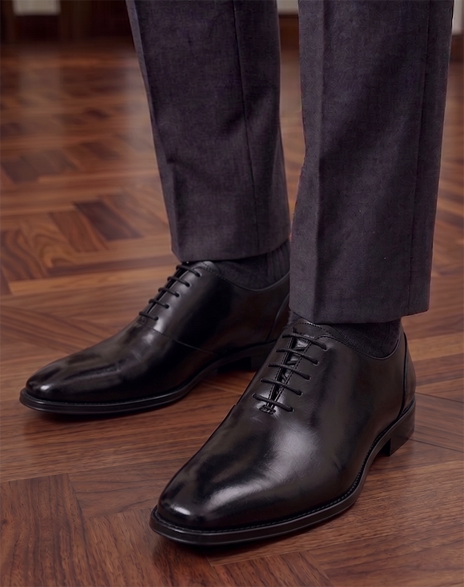 Black Leather Lace Up Shoes For Men With Sneaker Footpad