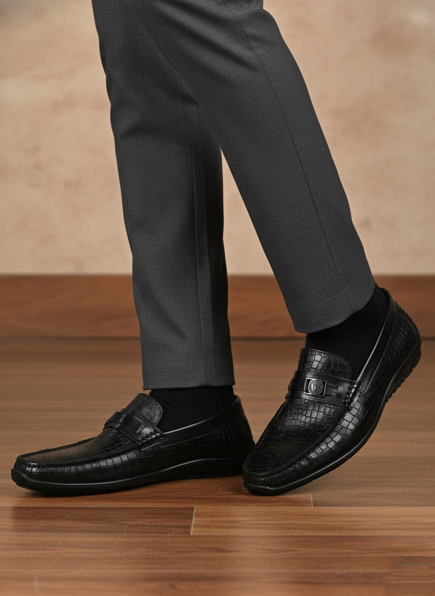 Alberto Torresi Genuine Leather Black Textured Loafers For Men