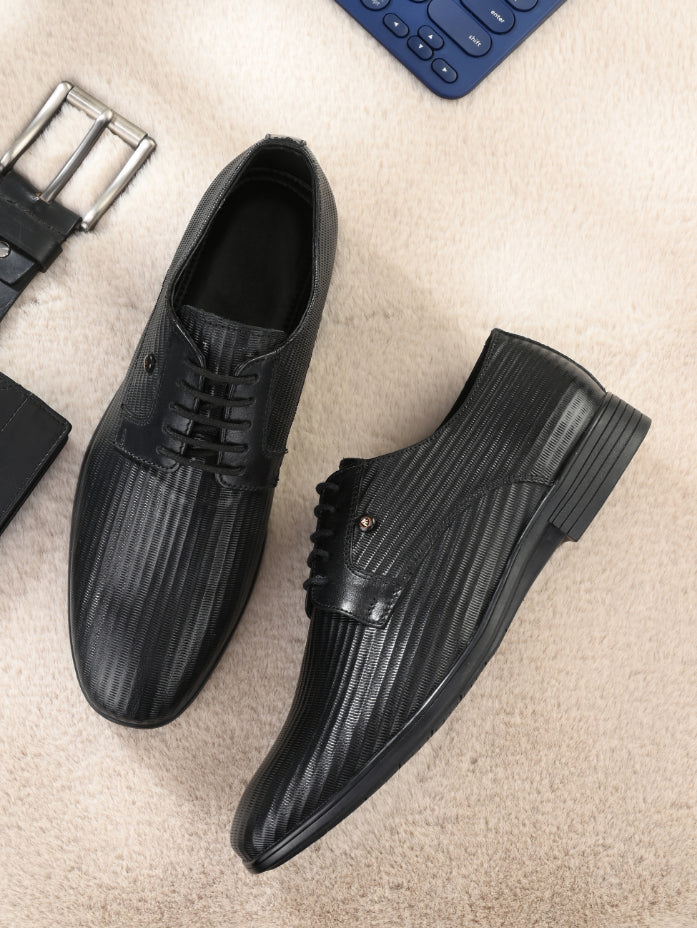 Alberto Torresi Black Laceup Formal Shoe For Men